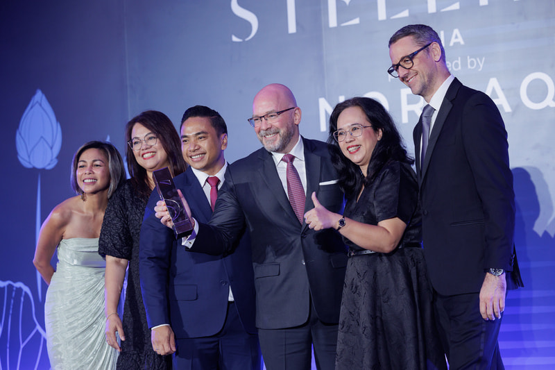 Jean-Pierre with the Sofitel Bali Nusa Dua Beach Resort team
